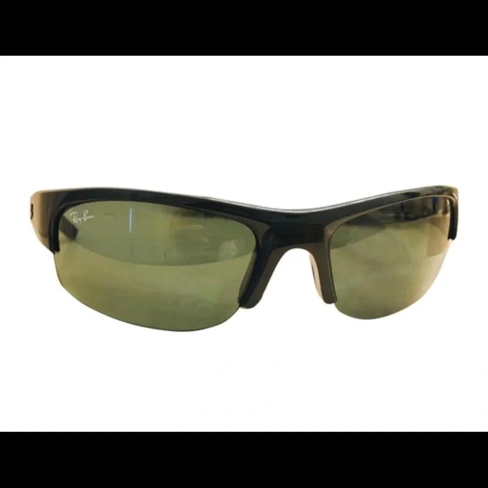 Ray bans NWT and case no damage